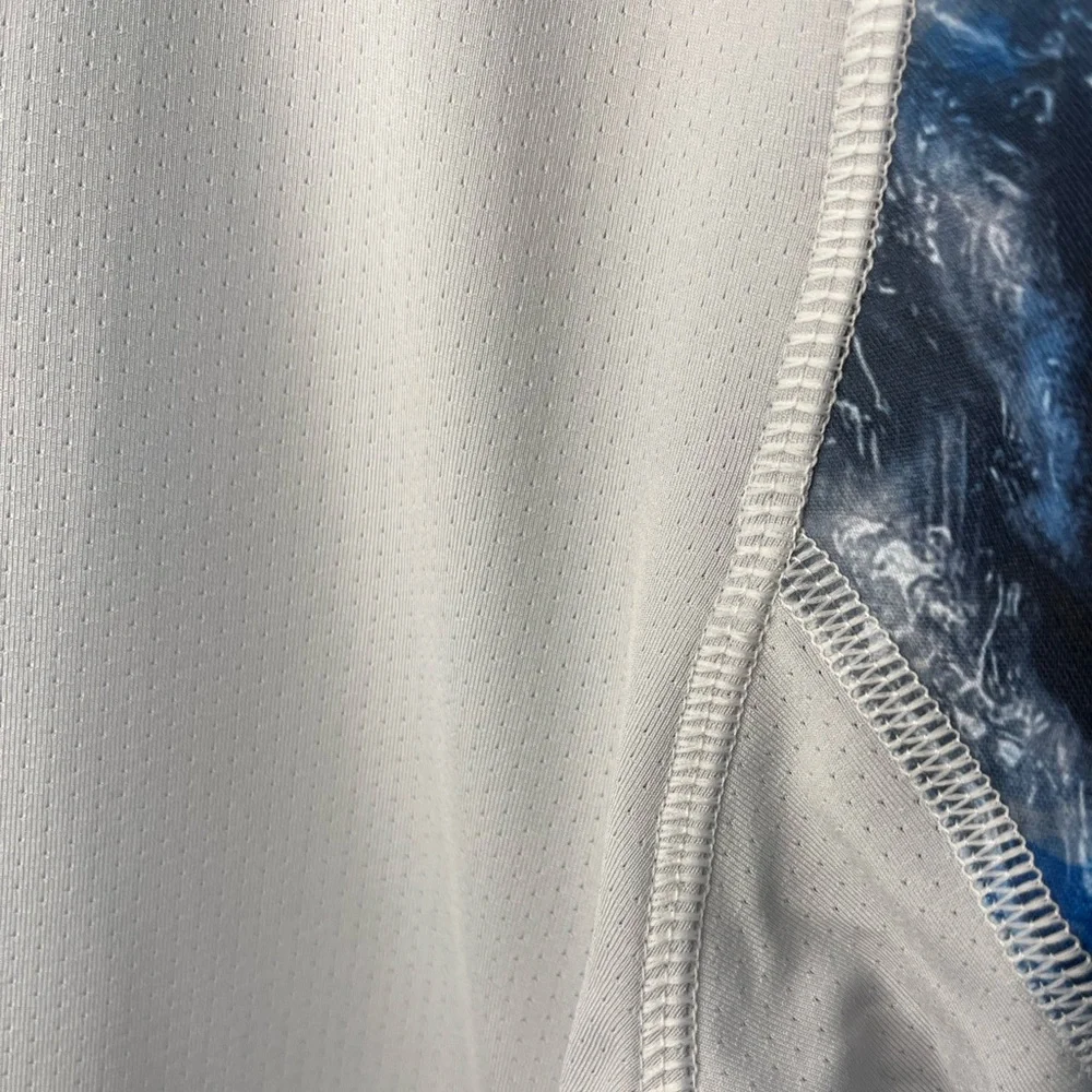 Under Armour Stretch wBreathable Mesh Back Long Sleeved Crew Neck Active Top - Picture 14 of 16